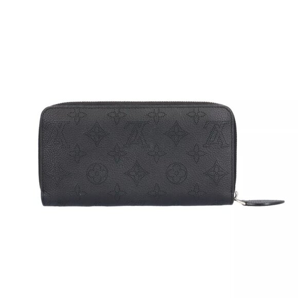 LOUIS VUITTON purse Monogram Mahina Mahina Zippy used - Picture 1 of 6
